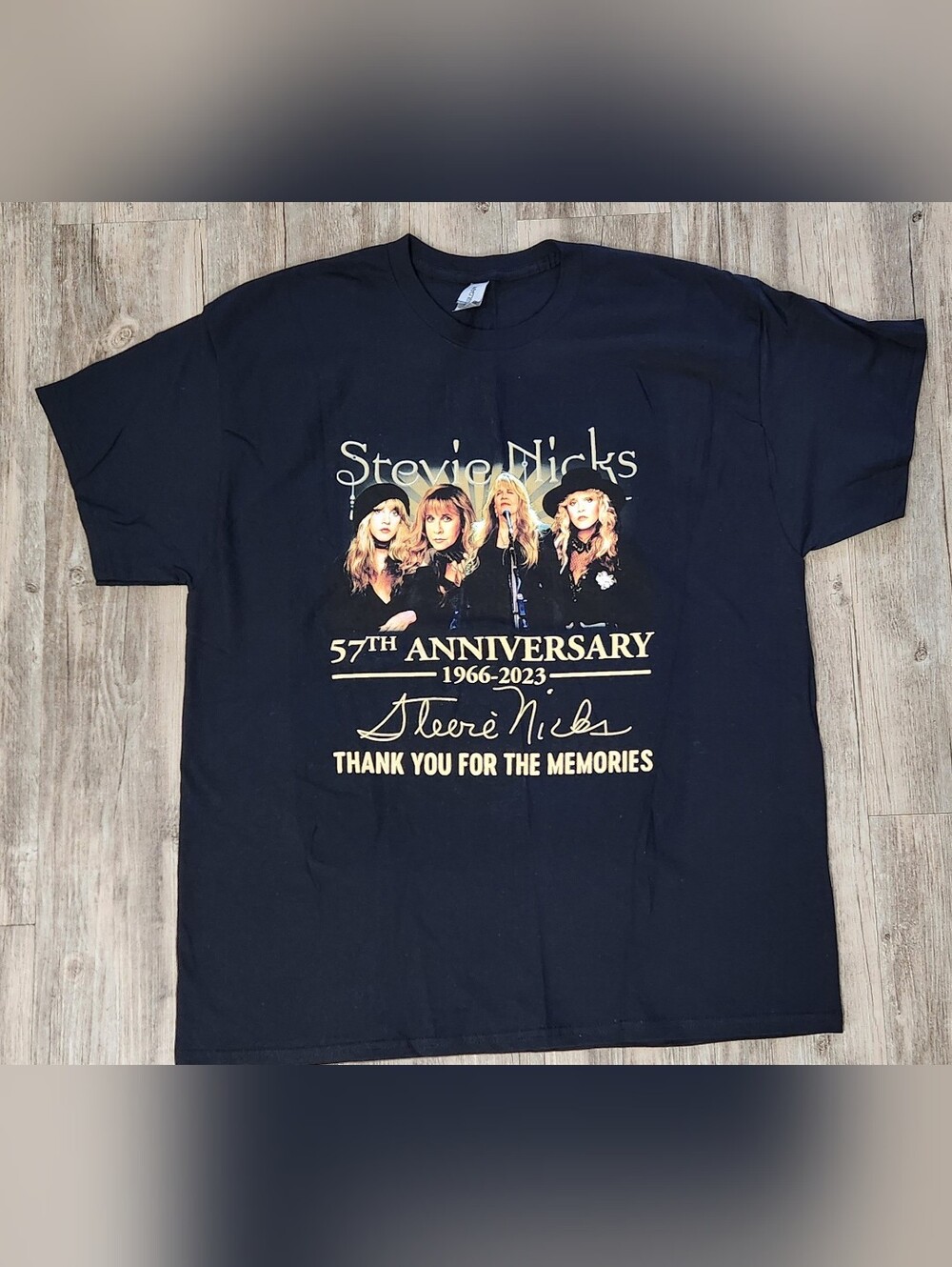 Stevie Nicks 57th Anniversary Signature T-Shirt music band Witchy size XL.